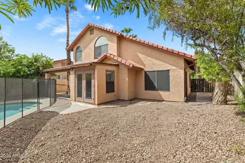 Exterior - 307 S Ocean Dr, Gilbert, AZ 85233 photo 7 of 12