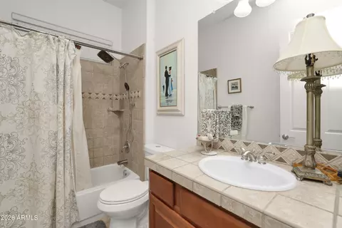 Bath - 4755 E Rakestraw Ln, Gilbert, AZ 85298 photo 3 of 3