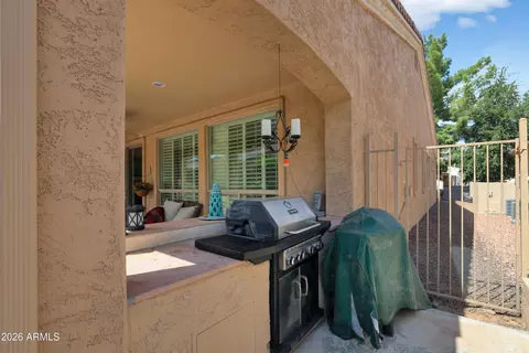 Exterior - 4755 E Rakestraw Ln, Gilbert, AZ 85298 photo 7 of 7