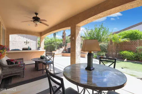 Exterior - 4755 E Rakestraw Ln, Gilbert, AZ 85298 photo 2 of 7