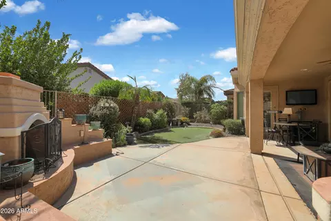 Exterior - 4755 E Rakestraw Ln, Gilbert, AZ 85298 photo 6 of 7