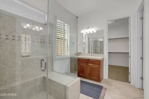 Bath - 4755 E Rakestraw Ln, Gilbert, AZ 85298 photo 1 of 3