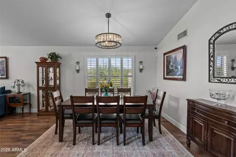 Dining - 4602 E Swilling Rd, Phoenix, AZ 85050 photo 2 of 3