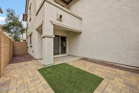 Exterior - 2552 E Vermont Dr, Gilbert, AZ 85295 photo 2 of 5