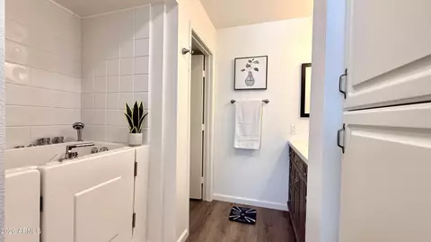 Bath - 7807 E Park View Dr, Mesa, AZ 85208 photo 2 of 5