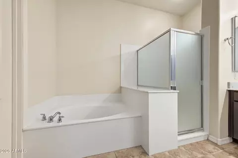 Bath - 965 E Benrich Dr, Gilbert, AZ 85295 photo 8 of 9