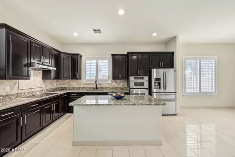 Kitchen - 965 E Benrich Dr, Gilbert, AZ 85295 photo 5 of 6