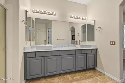 Bath - 965 E Benrich Dr, Gilbert, AZ 85295 photo 9 of 9
