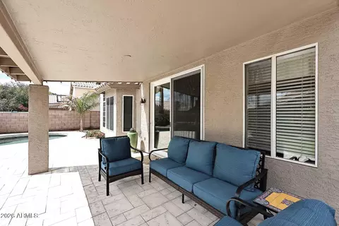 Exterior - 2811 E Brookwood Ct, Phoenix, AZ 85048 photo 5 of 16