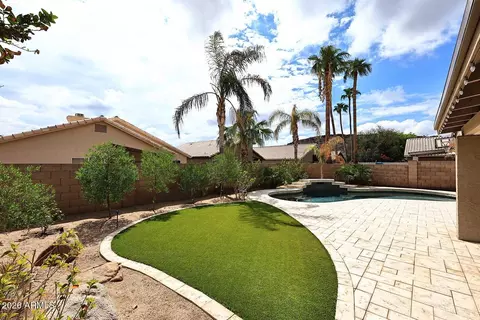 Exterior - 2811 E Brookwood Ct, Phoenix, AZ 85048 photo 10 of 16