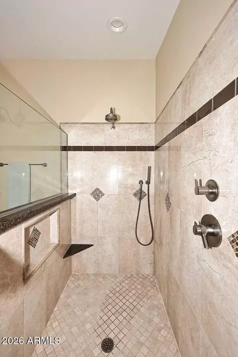 Bath - 2811 E Brookwood Ct, Phoenix, AZ 85048 photo 4 of 5