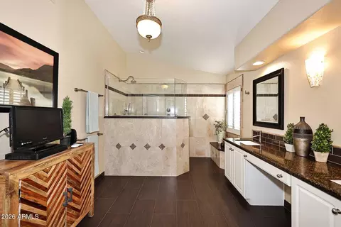Bath - 2811 E Brookwood Ct, Phoenix, AZ 85048 photo 3 of 5