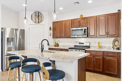 Kitchen - 19913 N Grantham Rd, Maricopa, AZ 85138 photo 3 of 4