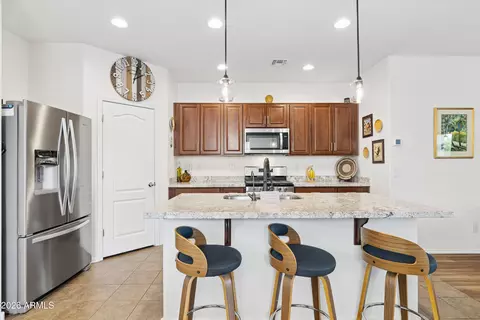 Kitchen - 19913 N Grantham Rd, Maricopa, AZ 85138 photo 4 of 4