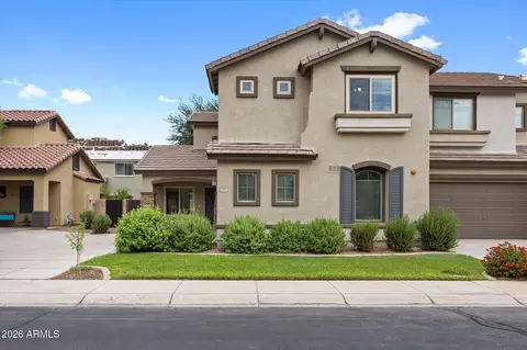 Exterior - 2903 S Nielson St, Gilbert, AZ 85295 photo 2 of 10