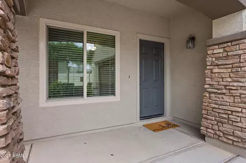 Exterior - 2903 S Nielson St, Gilbert, AZ 85295 photo 3 of 10