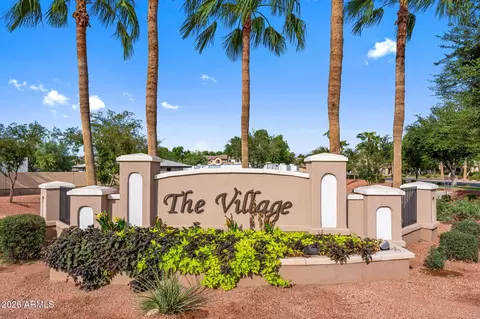 View/Area - 111 E Palomino Dr, Gilbert, AZ 85296 photo 6 of 7