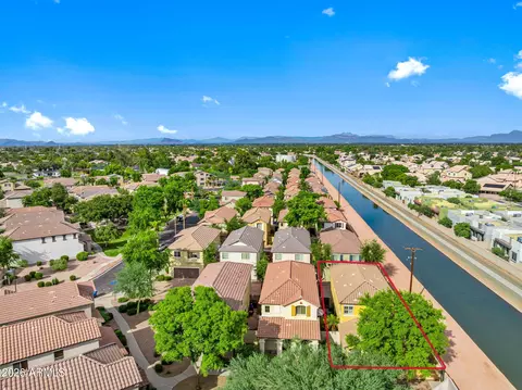 View/Area - 111 E Palomino Dr, Gilbert, AZ 85296 photo 5 of 7