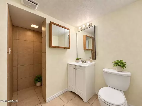 Bath - 573 S Ocotillo Dr, Apache Junction, AZ 85120 photo 1 of 2