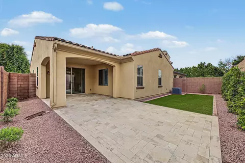 Exterior - 4410 E Campo Bello Dr, Phoenix, AZ 85032 photo 8 of 9