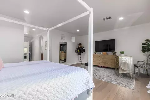 Bedroom - 5555 E Monterosa St, Phoenix, AZ 85018 photo 3 of 5