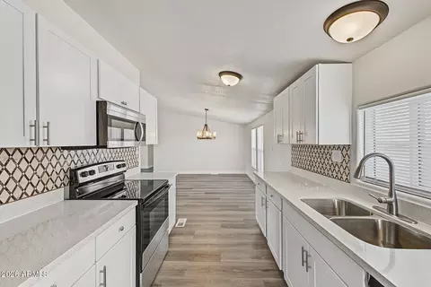 35525 W Bay Cir, Tonopah, AZ 85354