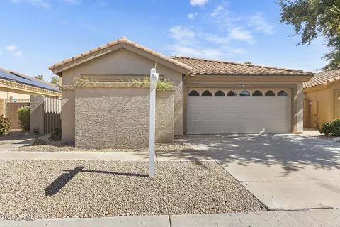 9425 W Taro Ln, Peoria, AZ 85382