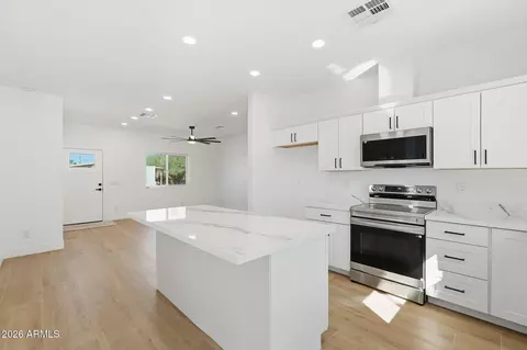 Kitchen - 1932 W Gregory St, Apache Junction, AZ 85120 photo 1 of 4