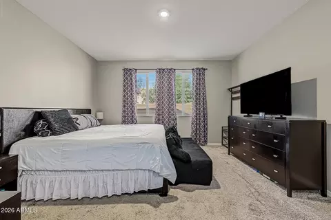 Bedroom - 2820 E Sunland Ave, Phoenix, AZ 85040 photo 1 of 12