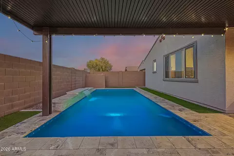 Exterior - 2820 E Sunland Ave, Phoenix, AZ 85040 photo 6 of 8