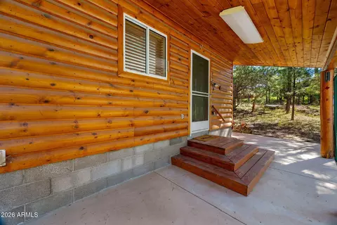 Exterior - 1967 Tall Pine Cir, Overgaard, AZ 85933 photo 6 of 12