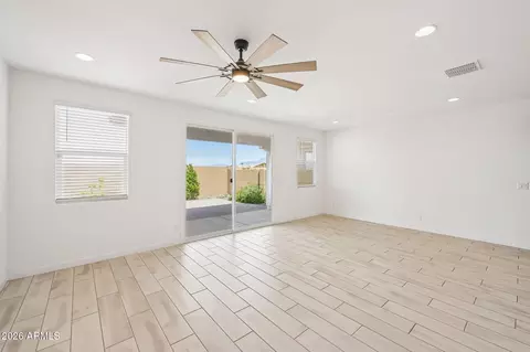 Living - 1452 W Golden Ore Pass, Apache Junction, AZ 85120 photo 4 of 7