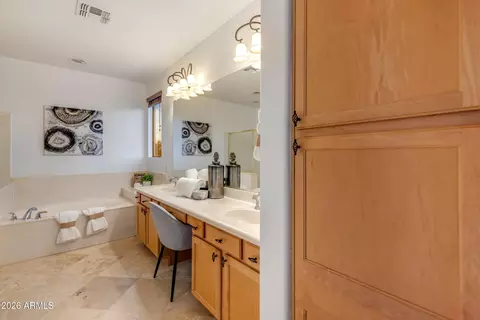 Bath - 9807 E Lompoc Ave, Mesa, AZ 85209 photo 4 of 6
