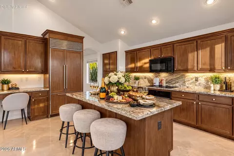 Kitchen - 9807 E Lompoc Ave, Mesa, AZ 85209 photo 1 of 5