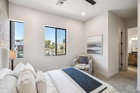 Bedroom - 377 E Windsor Ave #13, Phoenix, AZ 85004 photo 3 of 3