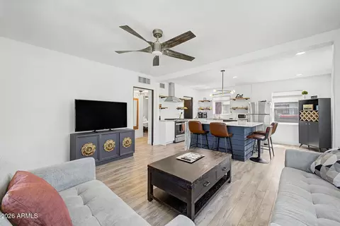 Living - 1413 Edgemont Ave, Phoenix, AZ 85006 photo 3 of 4