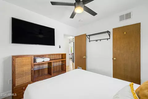 Bedroom - 1413 Edgemont Ave, Phoenix, AZ 85006 photo 4 of 9