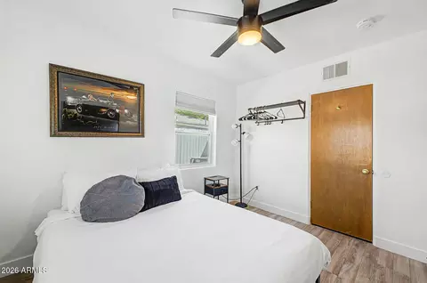 Bedroom - 1413 Edgemont Ave, Phoenix, AZ 85006 photo 2 of 9