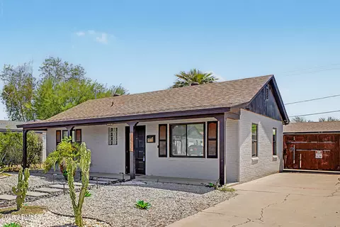 Exterior - 1413 Edgemont Ave, Phoenix, AZ 85006 photo 4 of 8