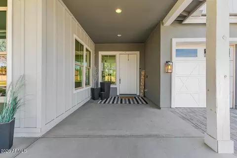 Exterior - 2981 E Silo Dr, Gilbert, AZ 85296 photo 3 of 6