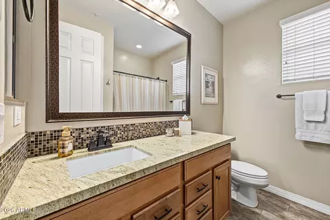 Bath - 3338 E Tiffany Ct, Gilbert, AZ 85298 photo 3 of 3