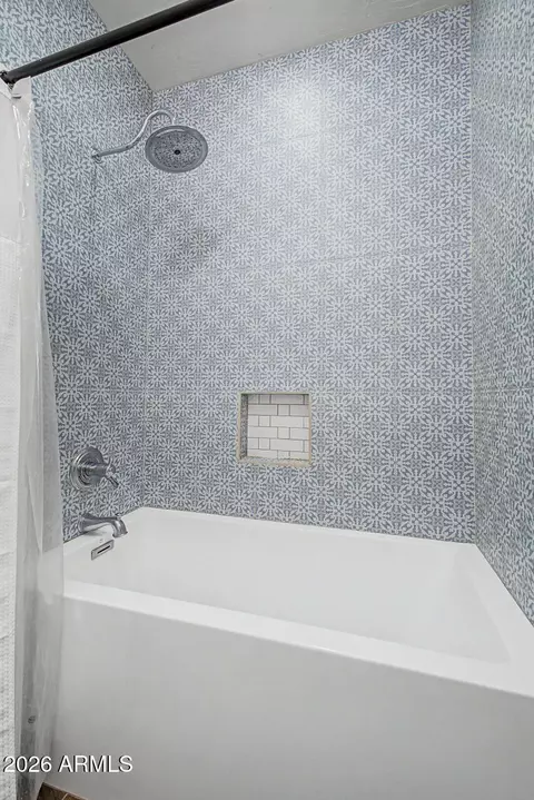 Bath - 7064 E Osage Ave, Mesa, AZ 85212 photo 6 of 6