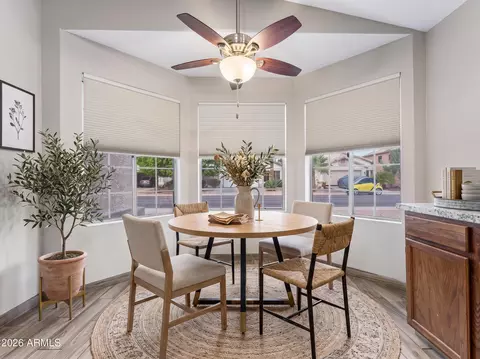 Dining - 4327 E Siesta Ln, Phoenix, AZ 85050 photo 1 of 1