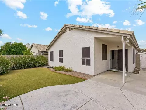 Exterior - 4327 E Siesta Ln, Phoenix, AZ 85050 photo 2 of 5