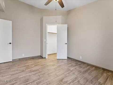 Bedroom - 4327 E Siesta Ln, Phoenix, AZ 85050 photo 3 of 5