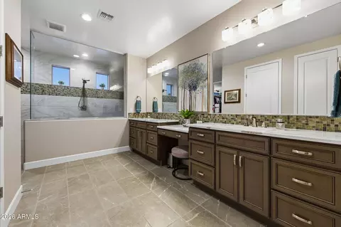 Bath - 4387 W Ruby Dr, Eloy, AZ 85131 photo 1 of 7