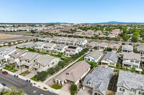 View/Area - 2108 E Warbler Rd, Gilbert, AZ 85297 photo 1 of 4