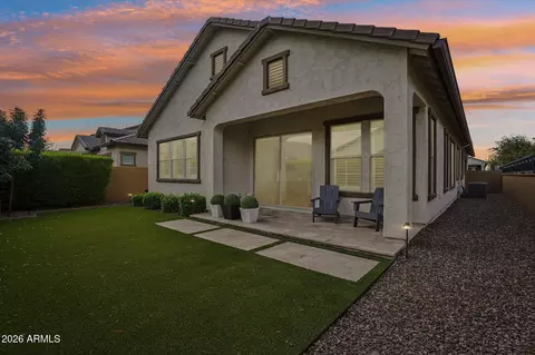 Exterior - 2108 E Warbler Rd, Gilbert, AZ 85297 photo 9 of 9