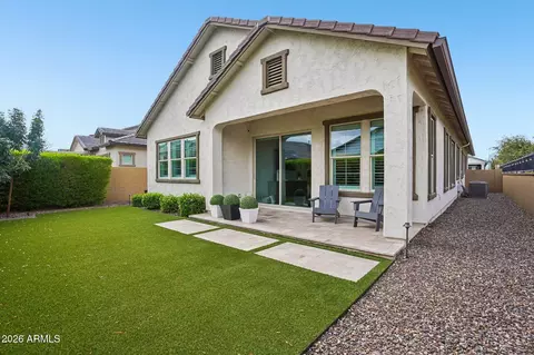 Exterior - 2108 E Warbler Rd, Gilbert, AZ 85297 photo 5 of 9