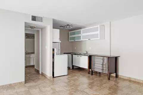 Other - 5525 E Thomas Rd #R11, Phoenix, AZ 85018 photo 1 of 4